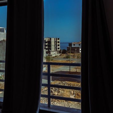 Beautiful And Brand New 2 Bedrooms Apartment/ Magnifico E Novo Apartamento T2 普拉亚 外观 照片
