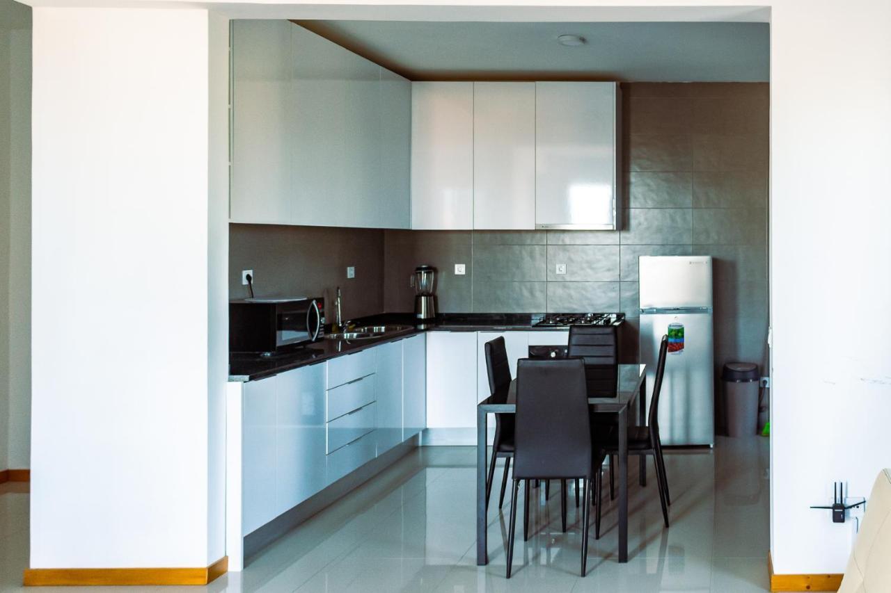 Beautiful And Brand New 2 Bedrooms Apartment/ Magnifico E Novo Apartamento T2 普拉亚 外观 照片
